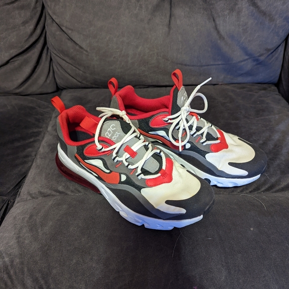 Nike airmax 270 react GS Iron grey University red - Picture 2 of 6